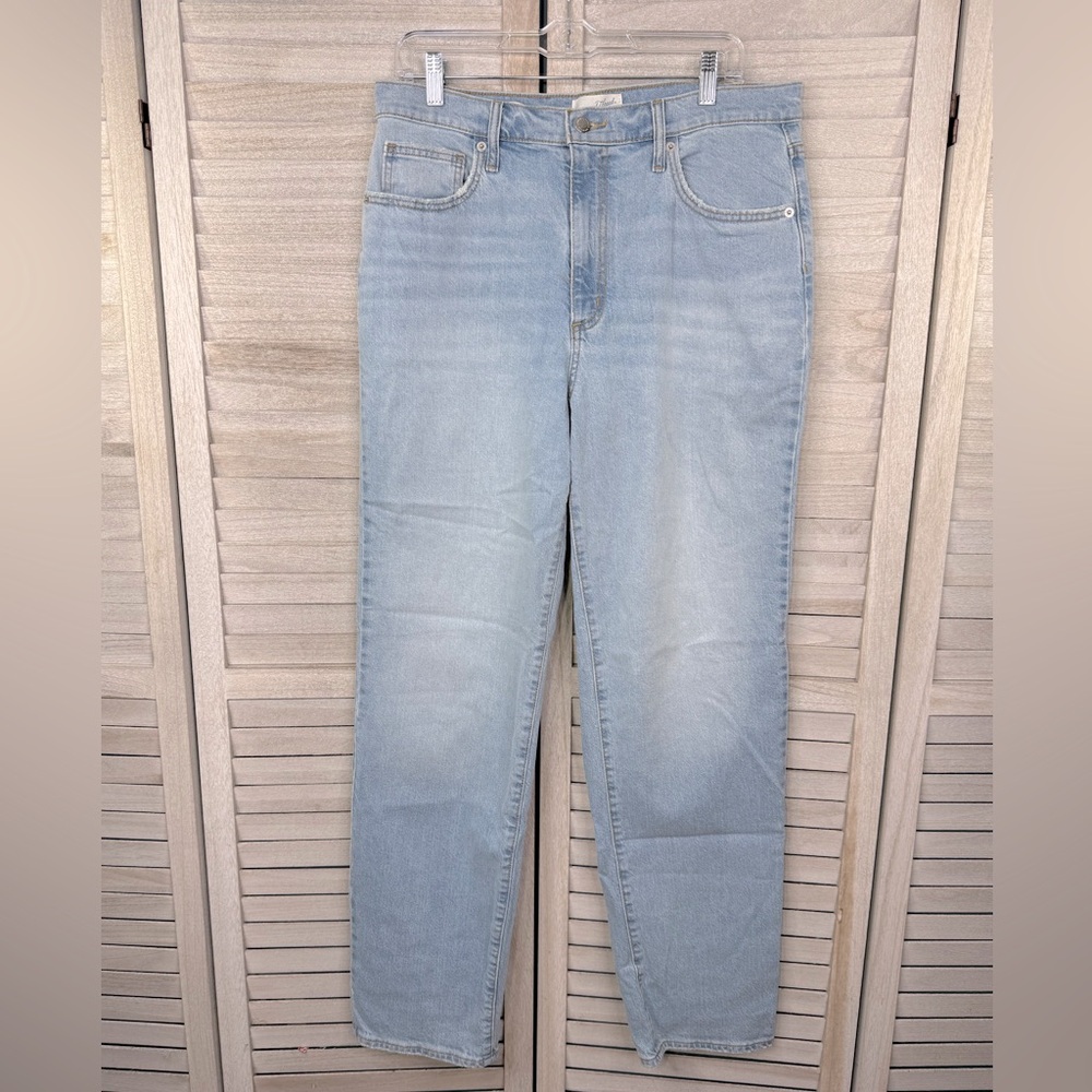 UNIVERSAL THREAD High Rise 90's Straight Light Wash Jeans-12R